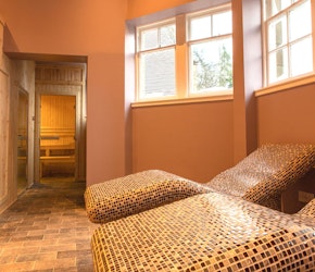 Inglewood House and Spa Tiled Hot Beds
