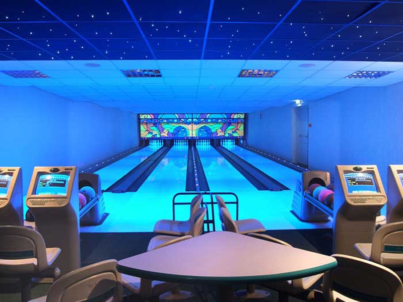 Hellidon Lakes Golf & Spa Hotel Bowling Alley