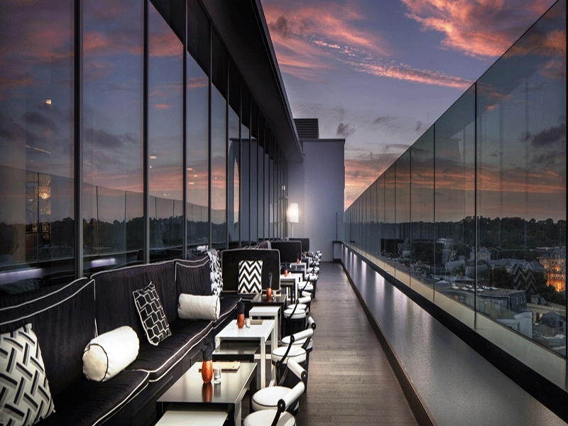 Rise Fitness and Wellbeing at Hilton Bournemouth Sky Line Bar at Night