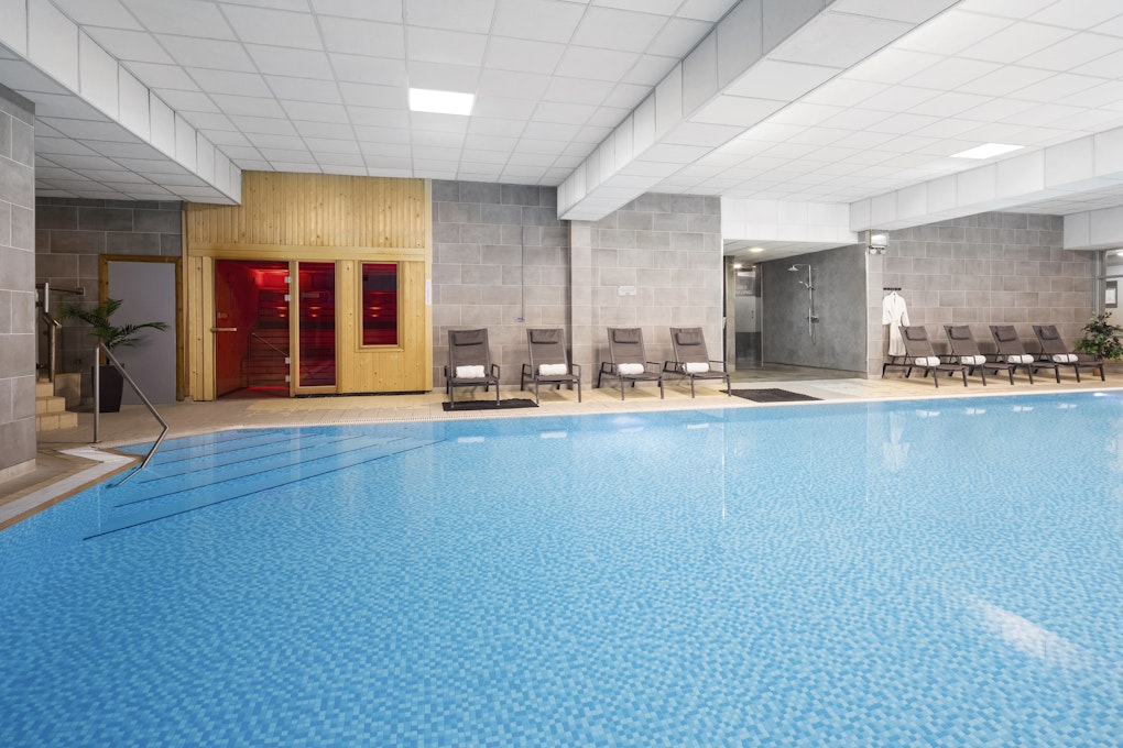 Edinburgh Marriott Hotel Holyrood Swimming Pool