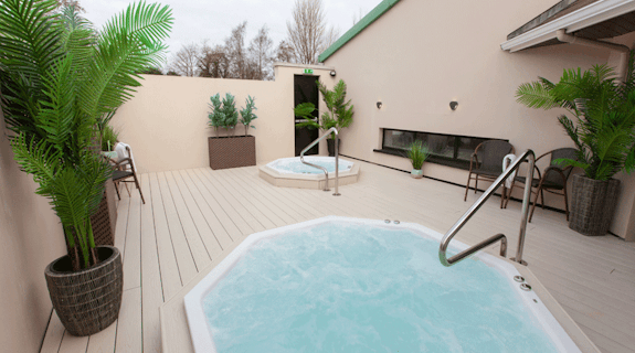 Best Western Plus White Horse Hotel Outdoor Hot Tubs