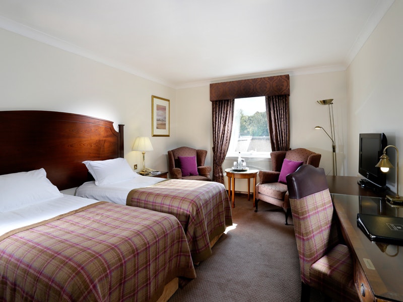 Macdonald Inchyra Hotel & Spa Classic Twin Room