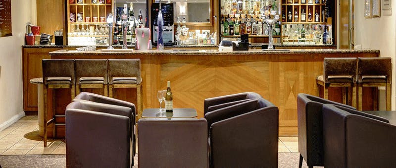 Mercure Sheffield Kenwood Hall Hotel Bar Area