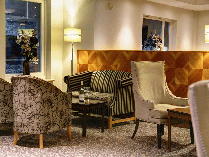 Mercure Sheffield Kenwood Hall Hotel & Spa Lounge Area