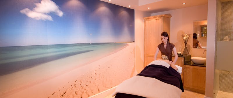 Lion Quays Hotel and Spa Treatment Room Massage