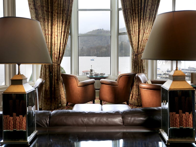 macdonald old england hotel & spa lounge view/