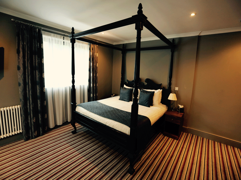Lythe Hill Hotel & Spa Four Poster Bedroom 