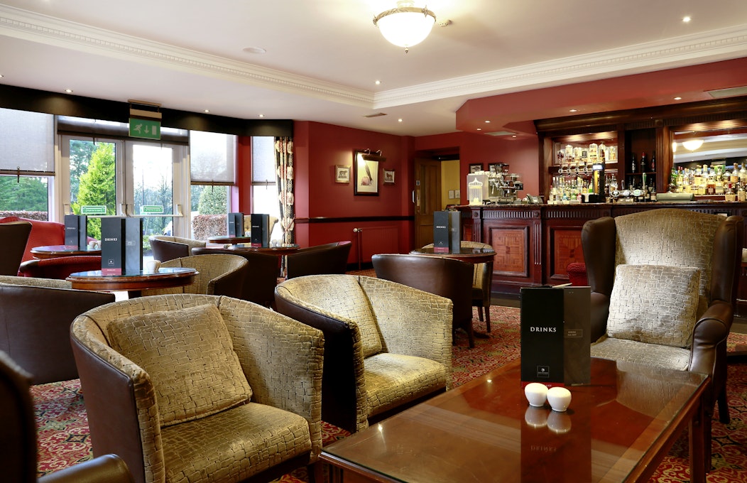 Macdonald Crutherland House Hotel & Spa Bar Area