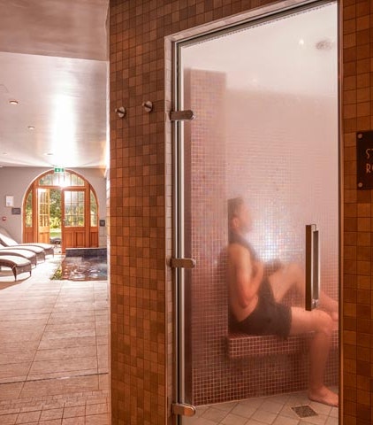 Mallory Court Steam Room