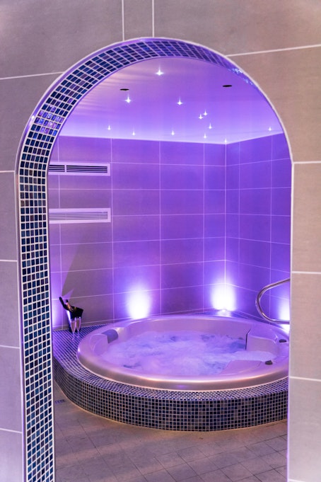 Malvern View Spa at Bank House Hotel Jacuzzi