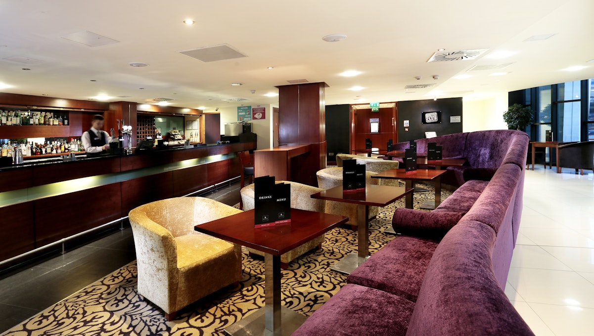 Manchester Piccadilly Hotel & Spa Bar Area