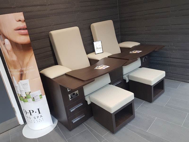 Mana Spa at The Wave Manicure Stations