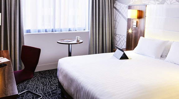 Mercure Telford Centre Hotel Double Bedroom