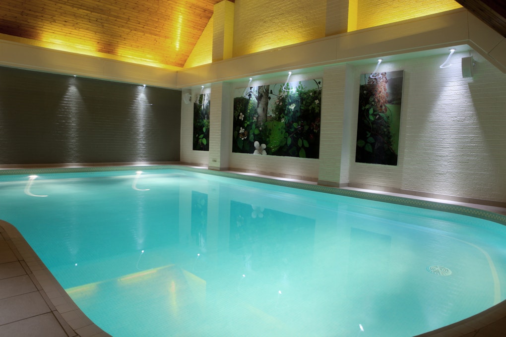 Moddershall Oaks Country Spa Retreat Indoor Pool