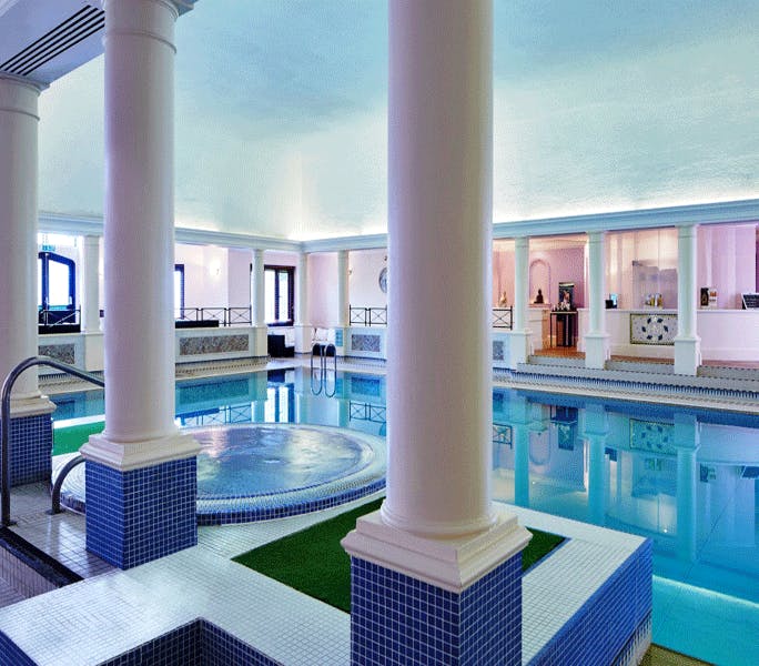 Hanbury Manor - A Marriott Hotel & Country Club Swimming Pool