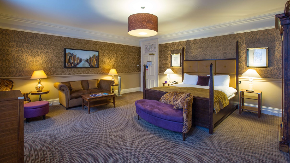 Norton Park Hotel, Spa & Manor House, Winchester Feature Deluxe Bedroom