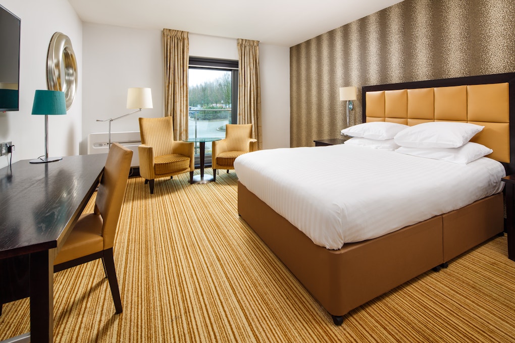 Delta by Marriott Hotel Nottingham Belfry Spa Standard Double Bedroom