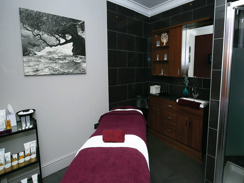 Old Thorns Hotel and Resort Treatment Room 