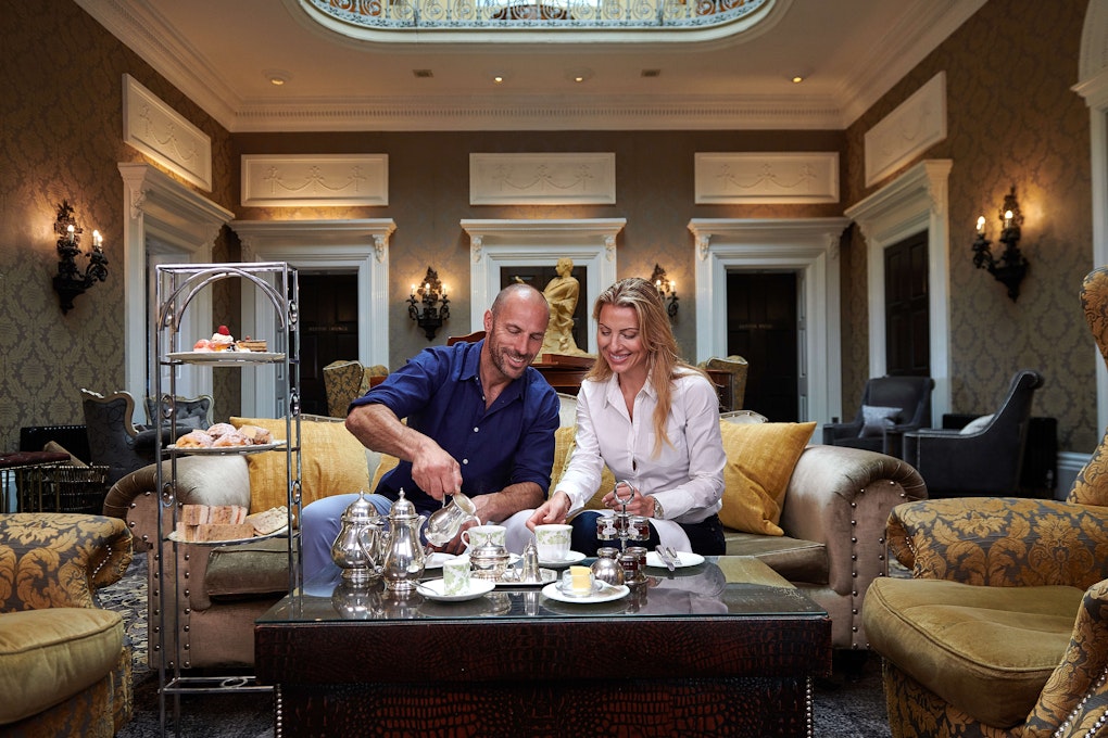 ulton Hall Hotel, Spa & Golf Resort Couples Afternoon Tea