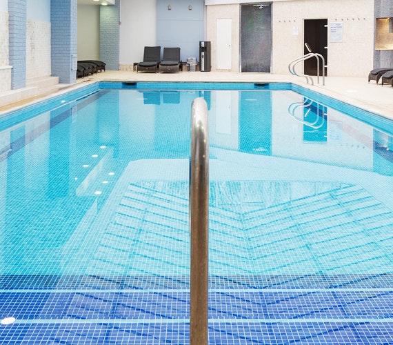 DoubleTree by Hilton The Oxford Belfry Hotel and Spa Swimming Pool