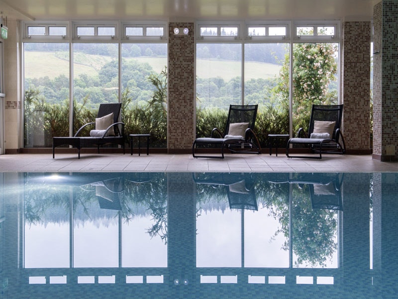 Macdonald Cardrona Hotel Golf and Spa Pool and Loungers 
