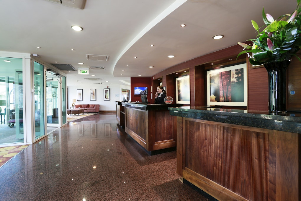 Macdonald Portal Hotel, Golf & Spa Hotel Reception Desk