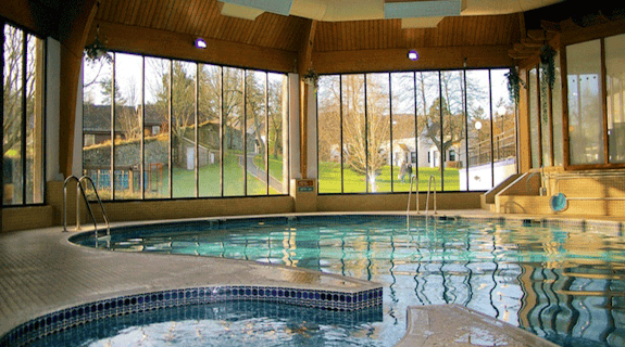 PURE Spa Moness Resort Pool