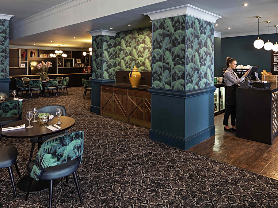 Mercure Bournemouth Queens Hotel & Spa Bar Restaurant