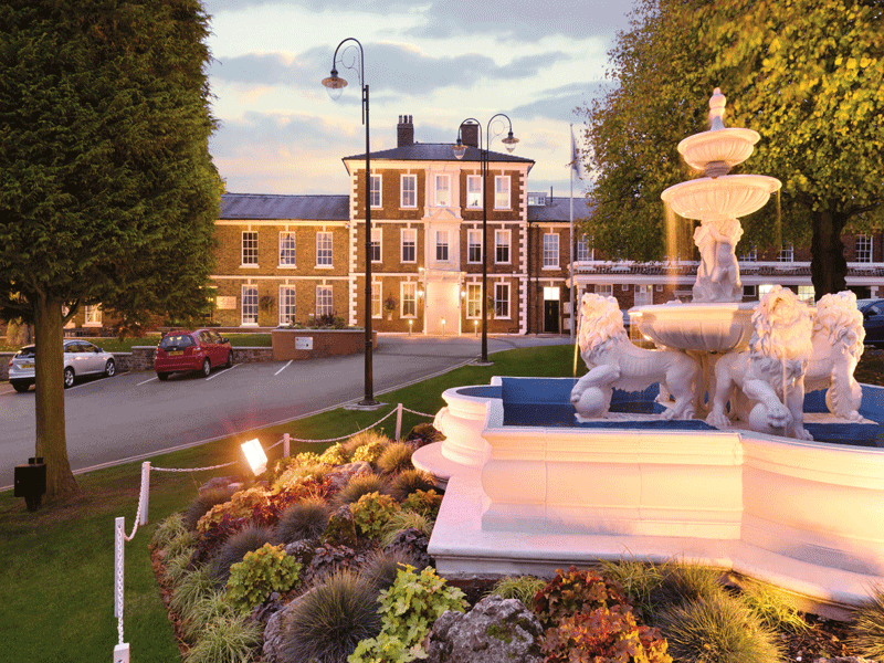 Park Hall Hotel and Spa Wolverhampton Entrance