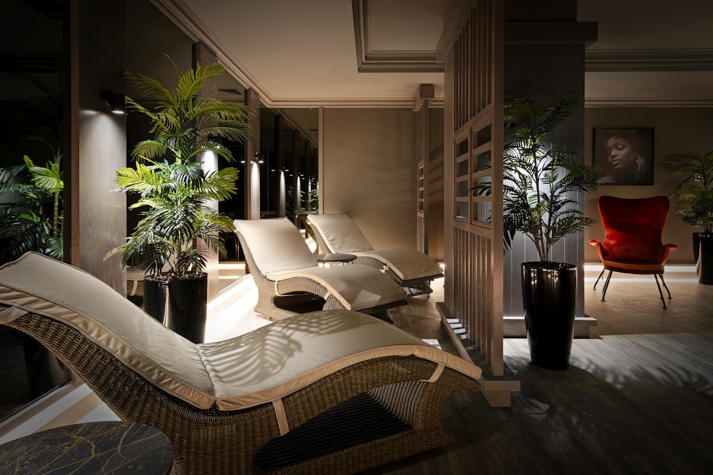Rena Spa at Leonardo Royal Hotel City London Relaxation Room