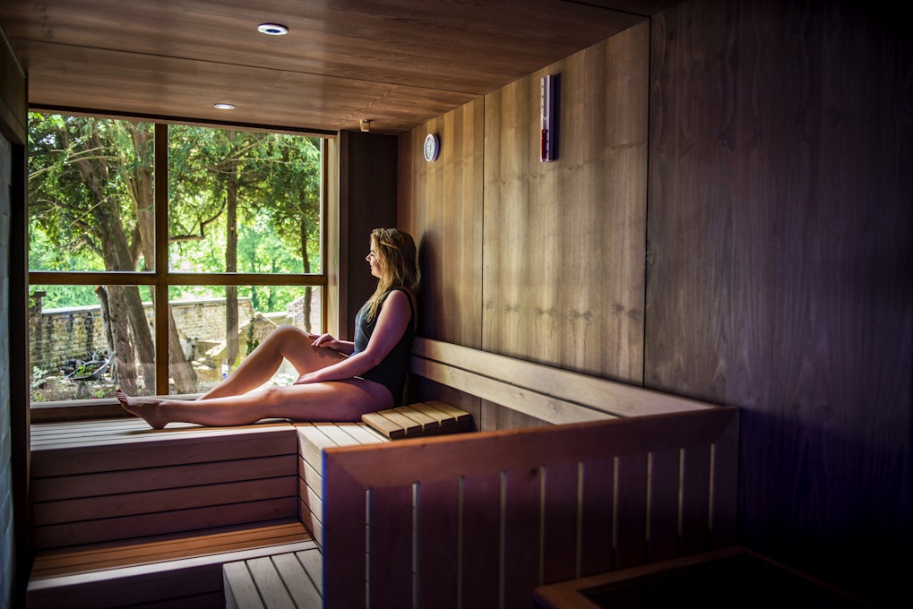  Ringwood Hall Hotel and Spa Lady in Sauna