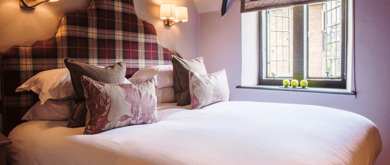 The Lygon Arms Spa Hotel Double Bedroom