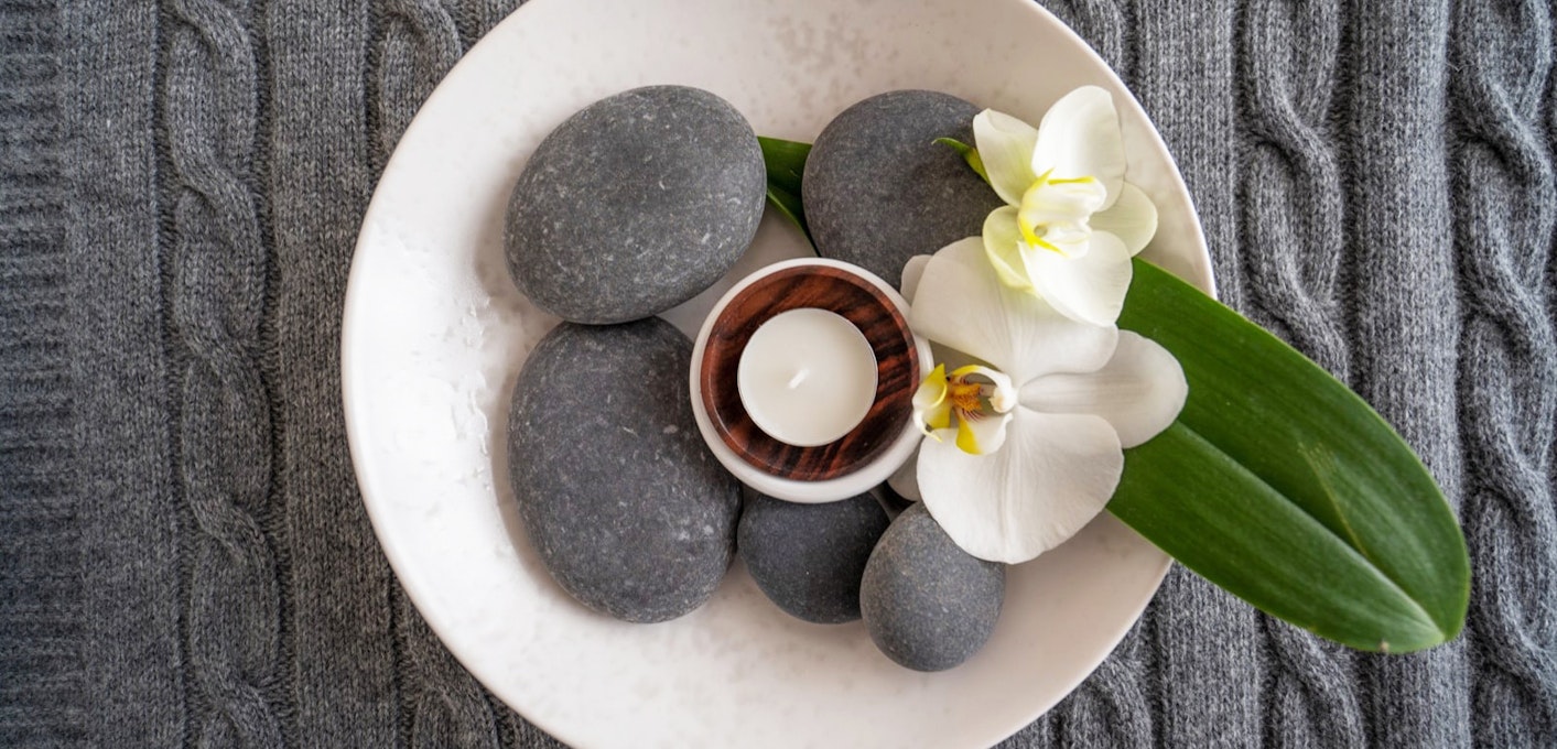 The Roseate Reading Hotel & Spa Massage Stones