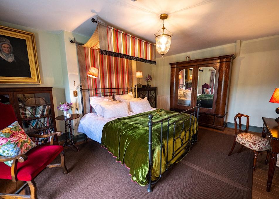 Sawcliffe Manor Country House Double Bedroom