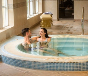 Shaw Hill Golf and Spa Hotel Couple in Hot Tub 2