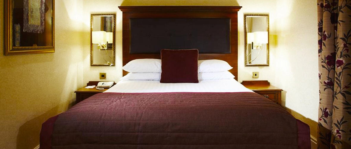 The Shrigley Hall Hotel Double Bedded Room