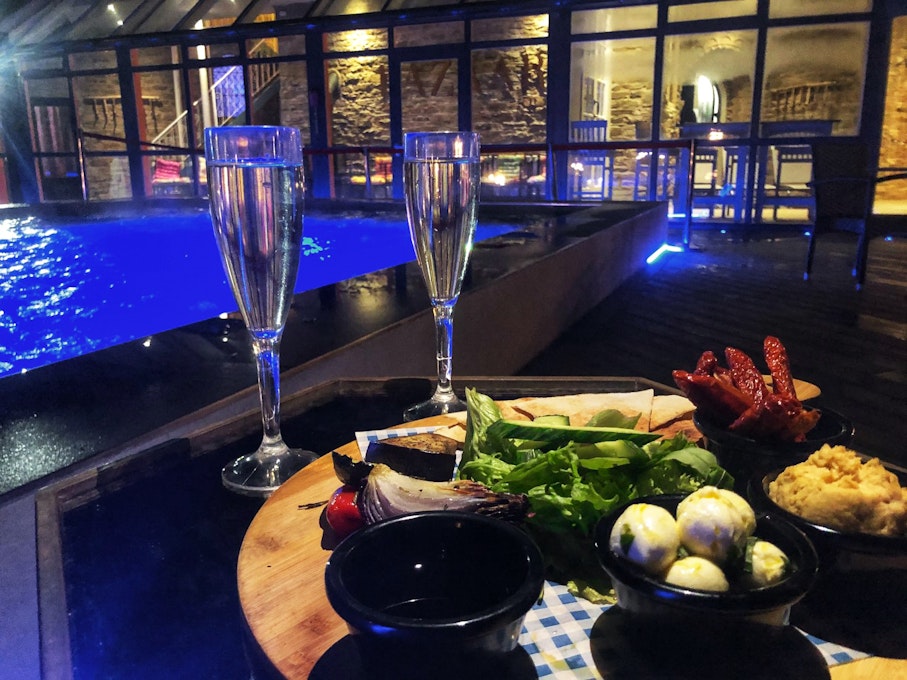 Shrigley Hall Hotel & Spa Food and Fizz Outdoors at Night