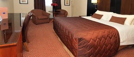 The Stirling Highland Hotel Double Bedroom