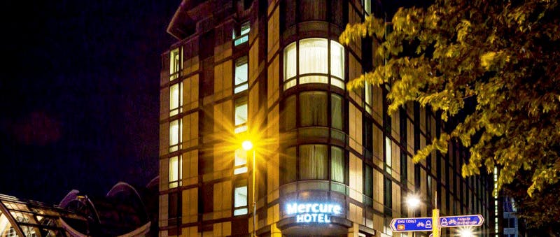 Mercure Sheffield St Paul's Hotel and Spa at Night