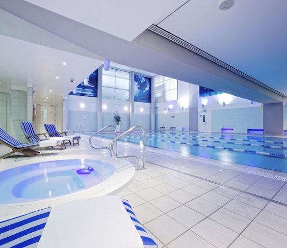 The Chelsea Health Club and Spa Pool and Jacuzzi
