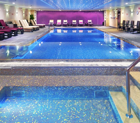 Hilton London Syon Park Seimming Pool