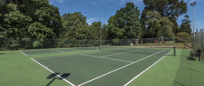 Macdonald Elmers Court Hotel & Resort Tennis Courts
