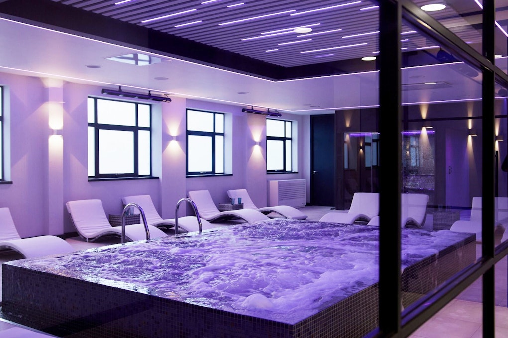 The Spa at Hub26 Hydrotherapy Pool