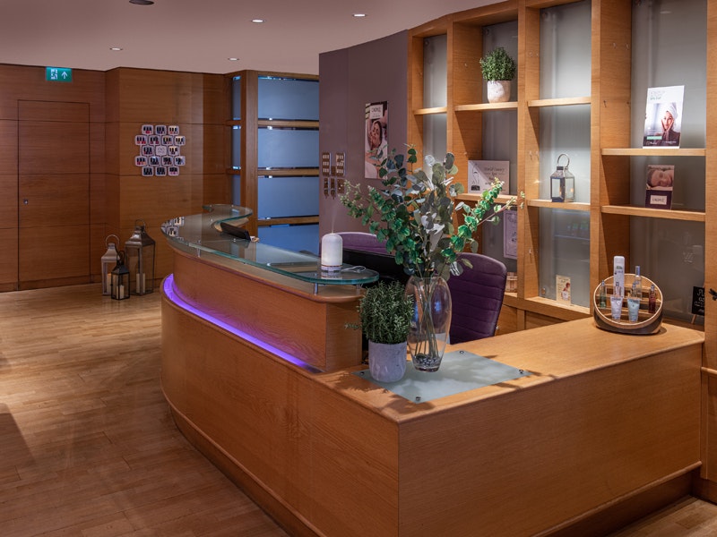 Thorpe Park Hotel and Spa Reception
