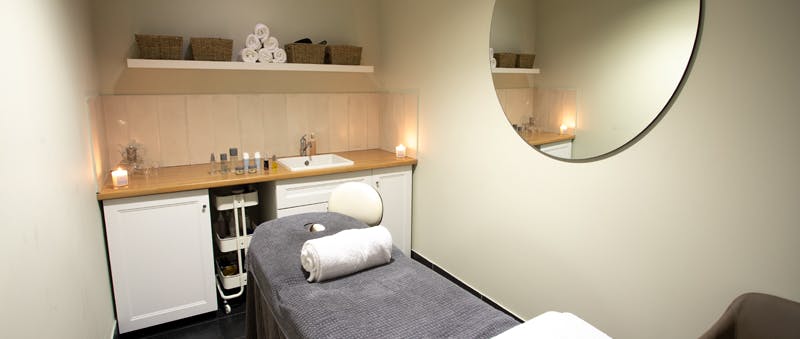Guildford Harbour Hotel & Spa Treatment Room