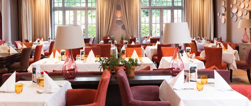 Champneys Tring Health Spa Dining Area