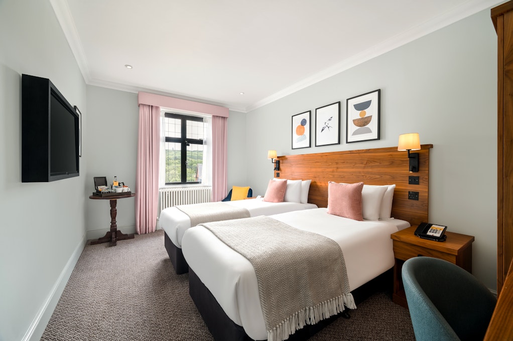 Voco Lythe Hill Hotel & Spa Twin Bedroom