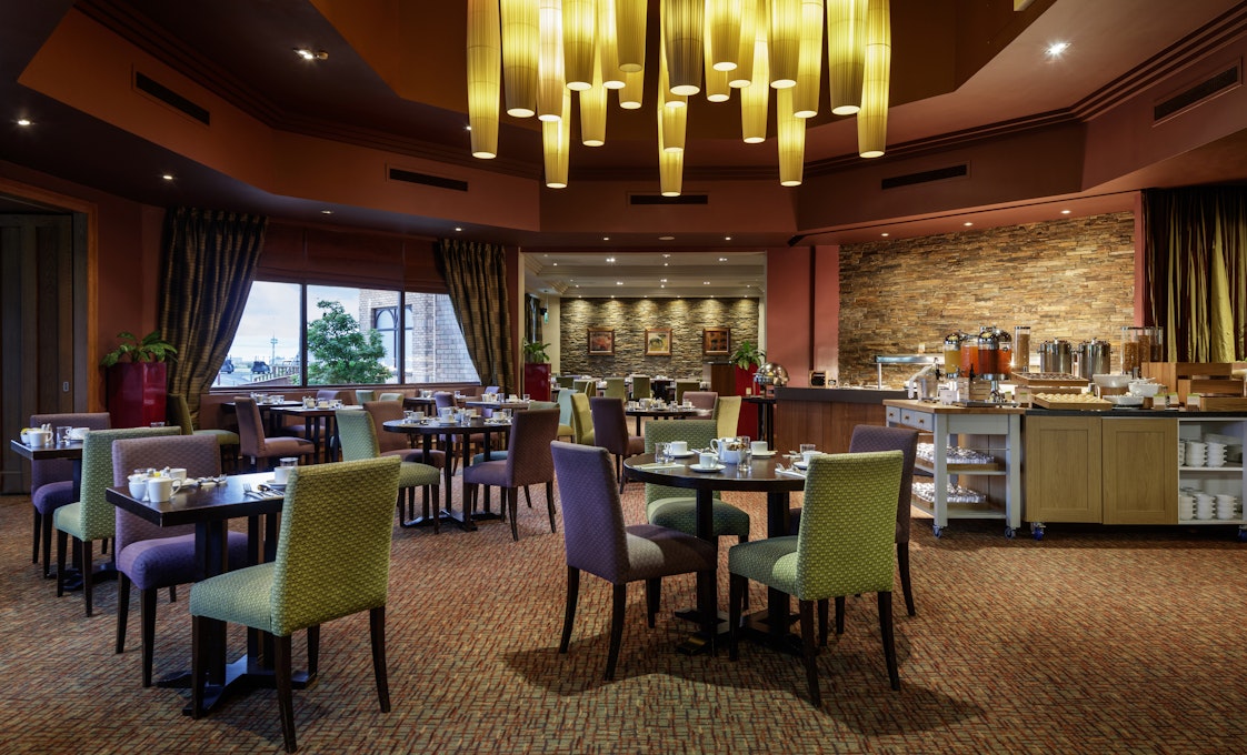 DoubleTree by Hilton Glasgow Westerwood Spa & Golf Resort Dining Room