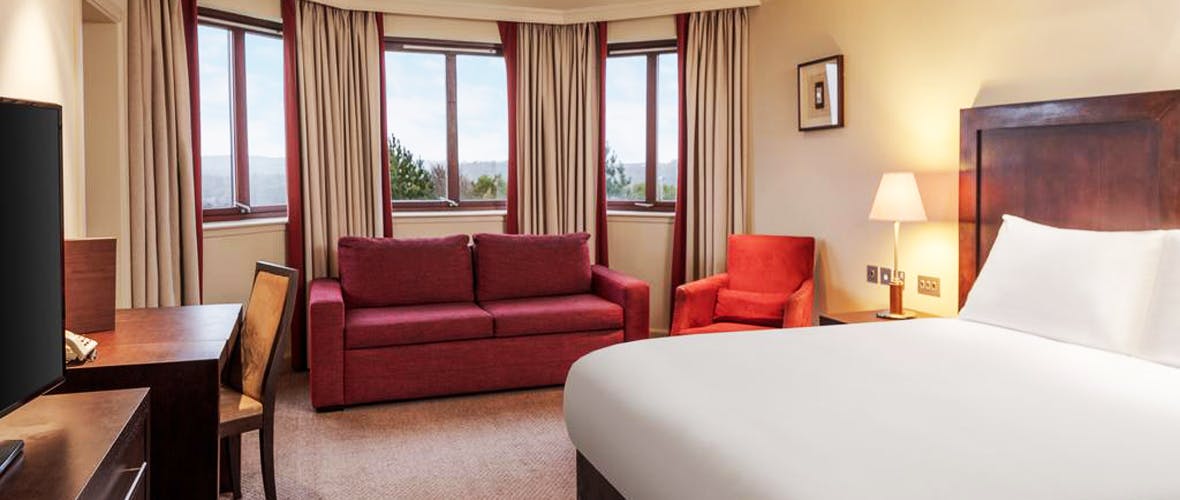 	DoubleTree by Hilton Glasgow Westerwood Spa & Golf Resort Double Bedroom with Bay Window