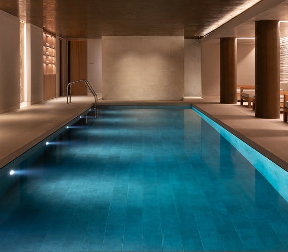 Heavenly Spa at The Westin London City Swimming Pool